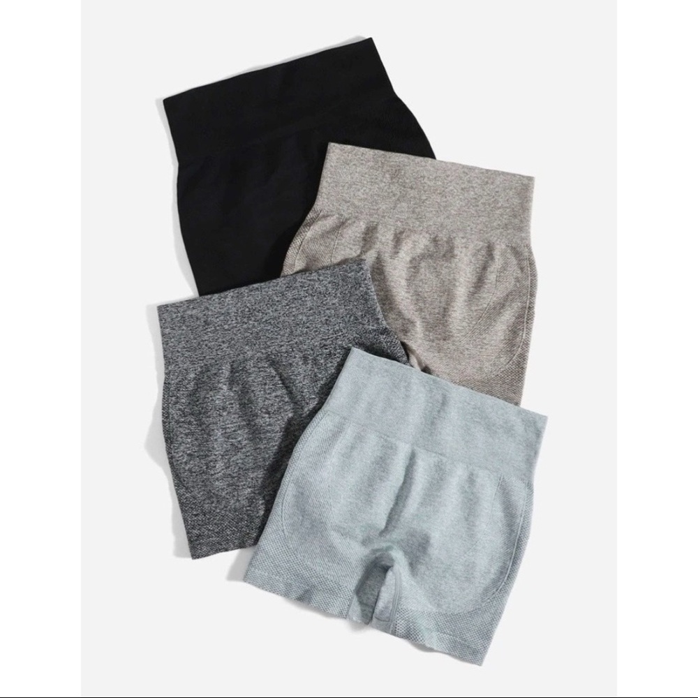 Shein Butt Scrunch Contour Biker Short Lot Medium